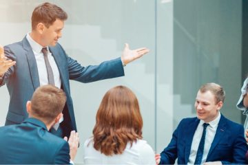 Managing Up leadership course visual for upward communication skills